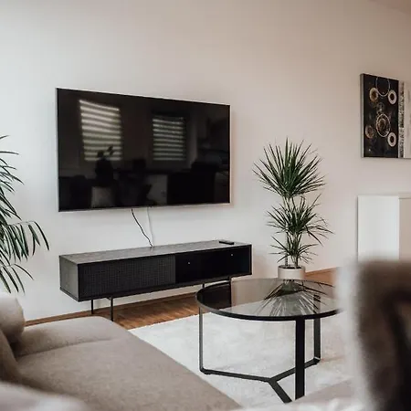 Apartment Jama - Modern&bright, Terrasse, Freies Parken, Wlan, Grosse Gruppen #1 *